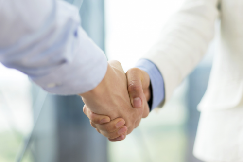 關于與國家電投集團黑龍江綠拓新能源有限公司簽署綜合智慧能源項目合作協(xié)議的公告